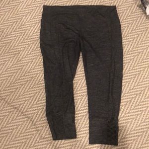 Athleta Capri leggings
